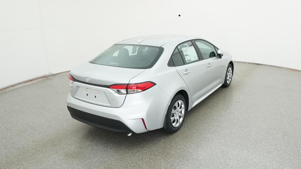 2026 Toyota Corolla LE photo 4