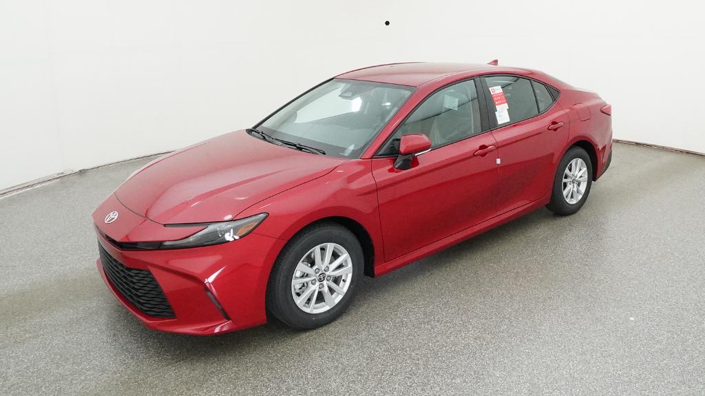 2026 Toyota Camry LE Hybrid's photo