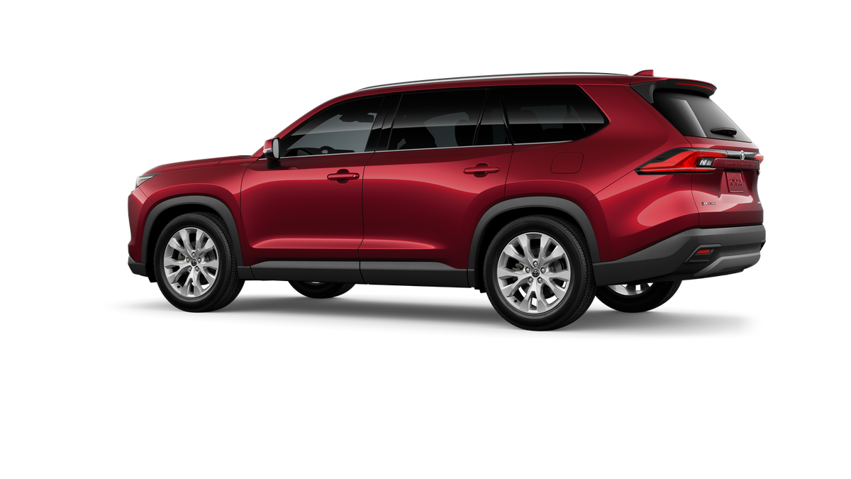 2026 Toyota Highlander Hybrid Limited photo 4