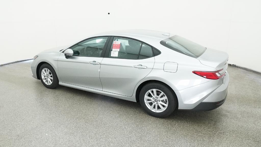 2026 Toyota Camry LE photo 3