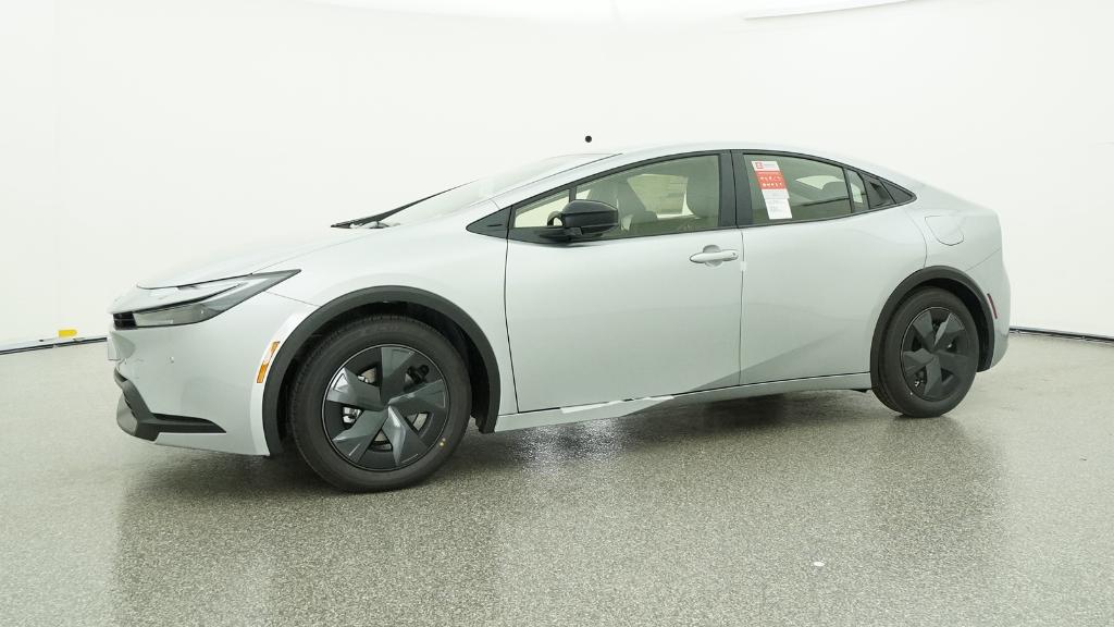 2026 Toyota Prius LE photo 4