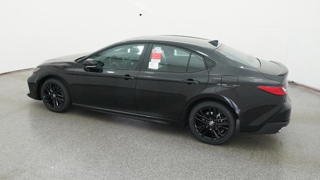 2026 Toyota Camry SE photo 3