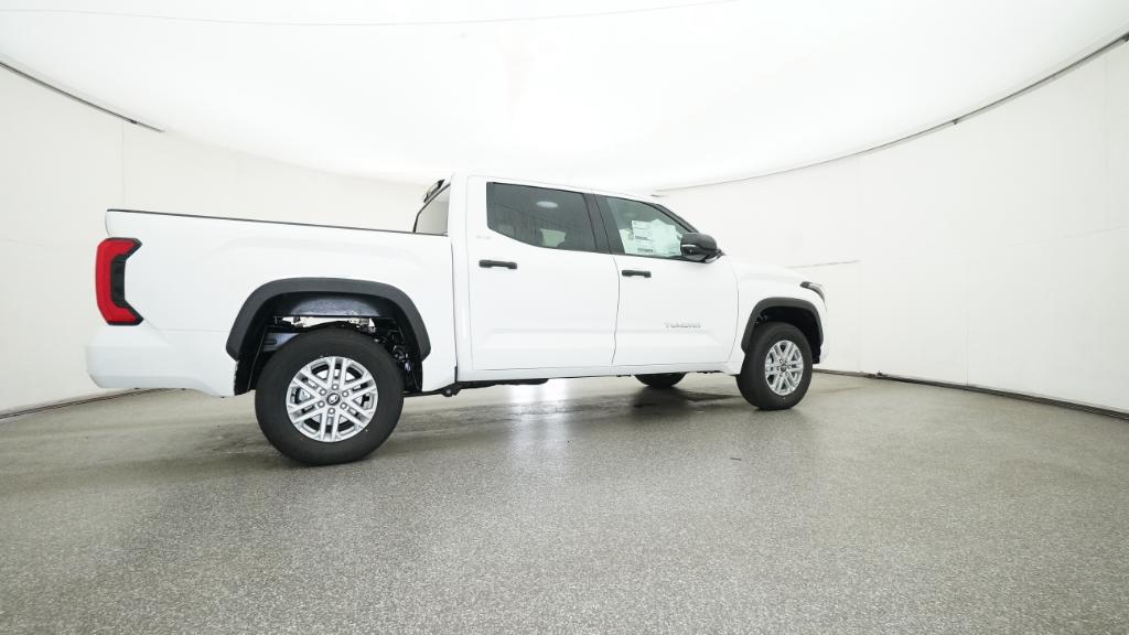 2026 Toyota Tundra SR5 - Photo 38