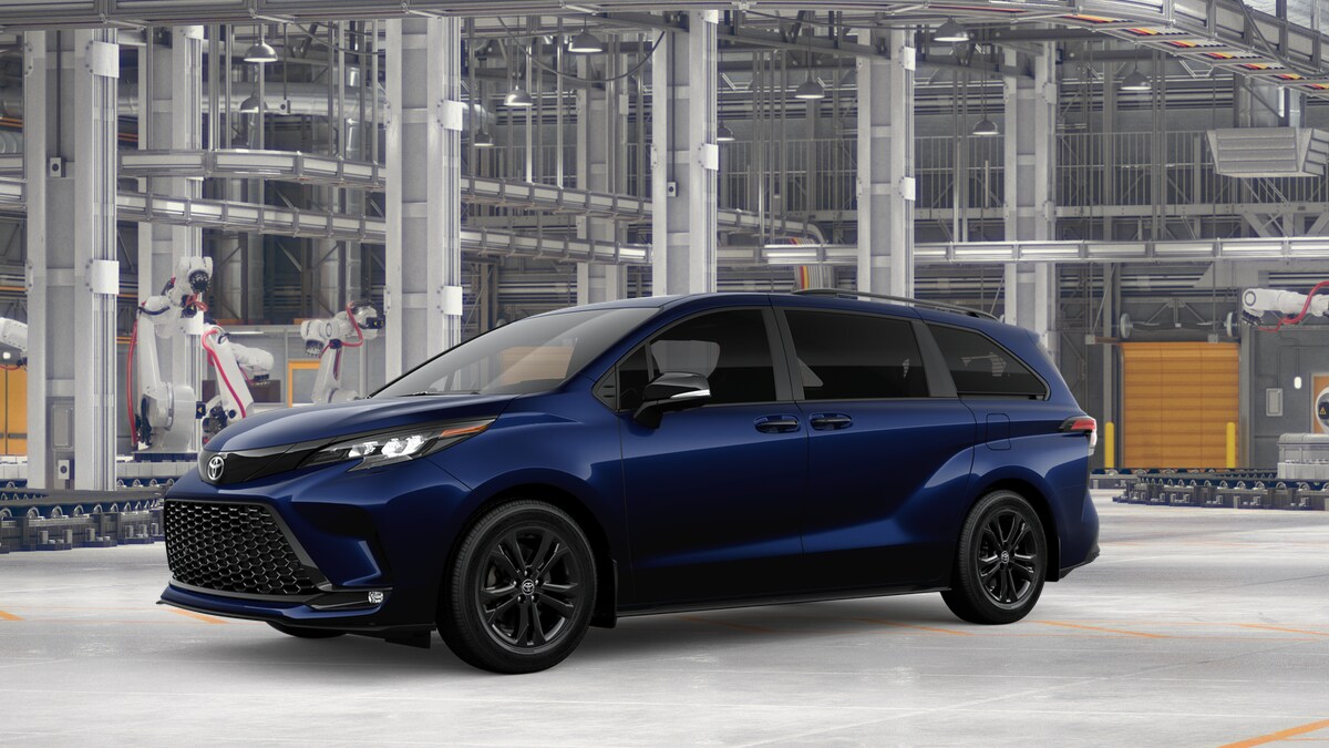 2026 Toyota Sienna XSE photo 2