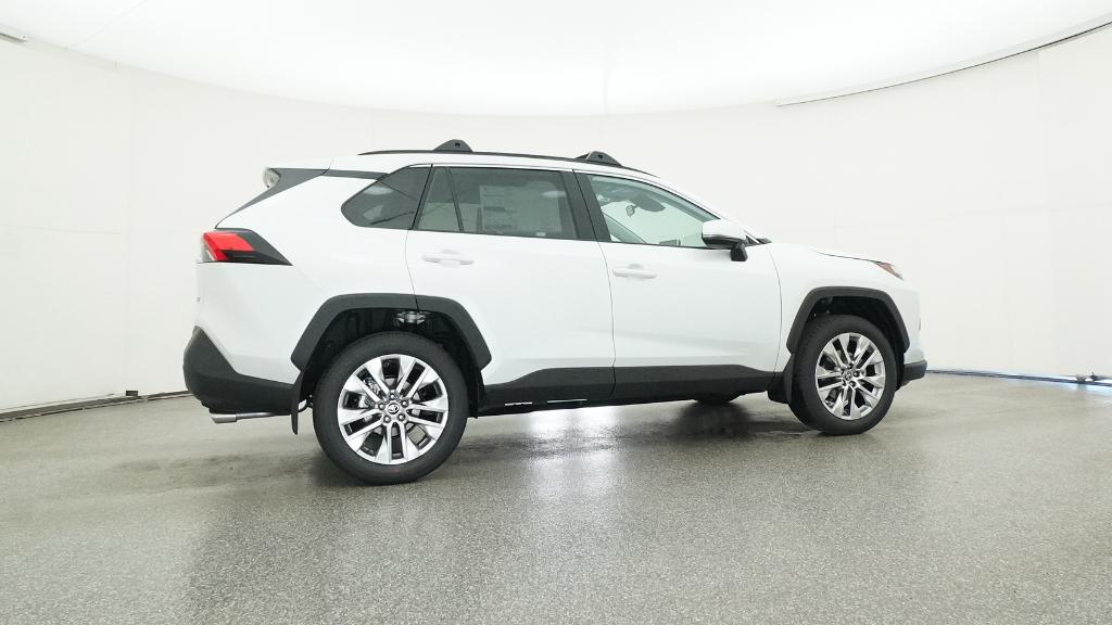 2025 Toyota RAV4 XLE Premium photo 2
