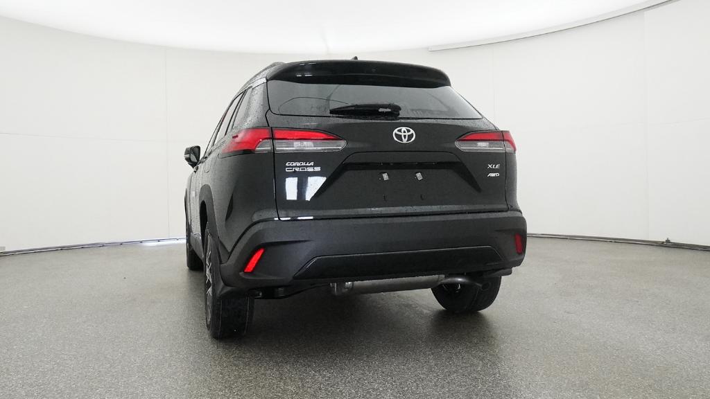 2026 Toyota Corolla Cross XLE photo 4