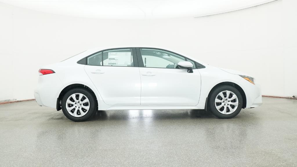 2026 Toyota Corolla LE photo 3