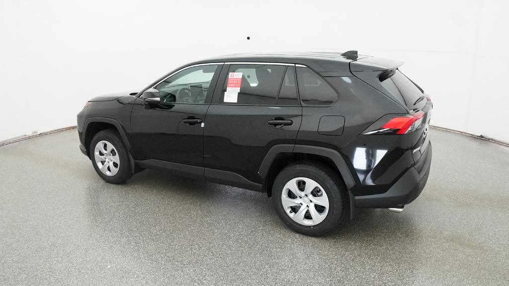 2025 Toyota RAV4 LE photo 4