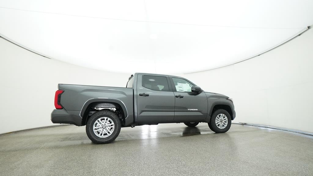 2025 Toyota Tundra SR5 - Photo 14