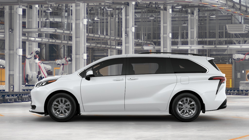 New 2025 Toyota Sienna LE 8 PASSENGER