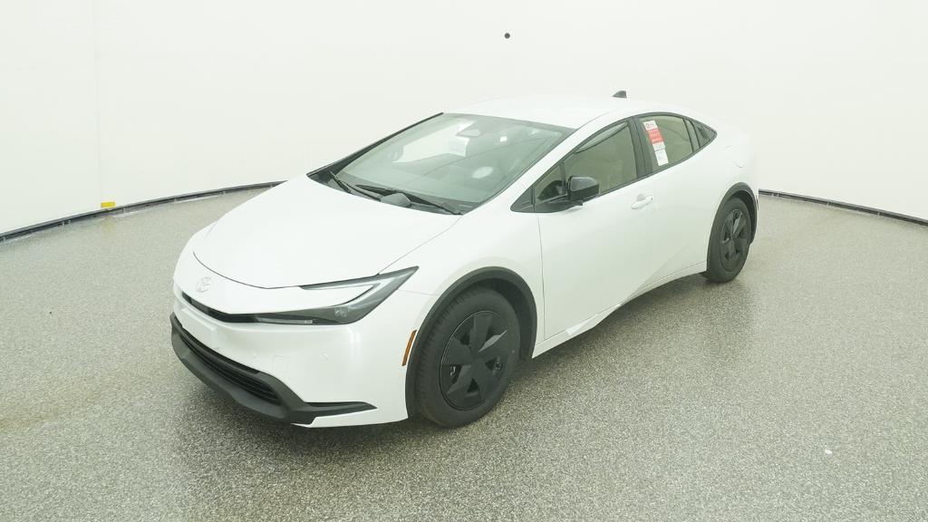 2026 Toyota Prius LE's photo