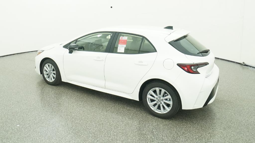 2026 Toyota Corolla SE photo 3