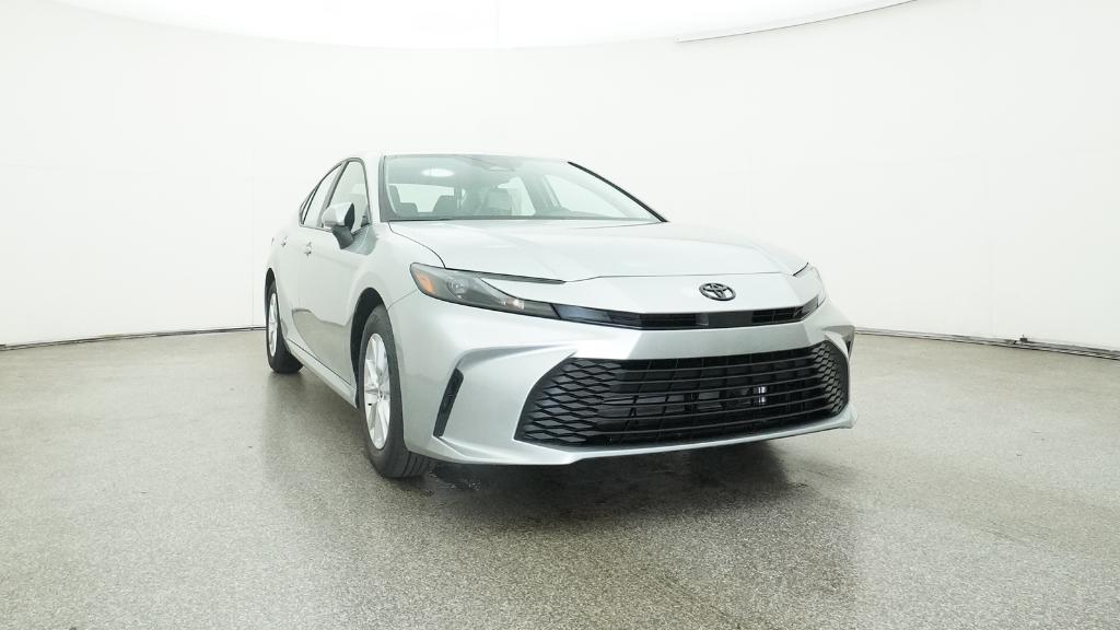 2026 Toyota Camry LE photo 3