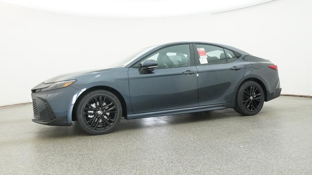 2026 Toyota Camry SE photo 3