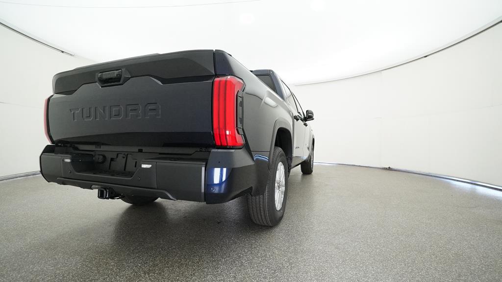 2025 Toyota Tundra SR5 - Photo 10