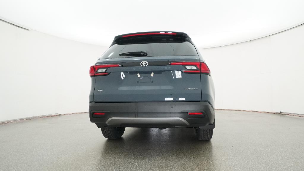 2026 Toyota Grand Highlander Limited photo 2