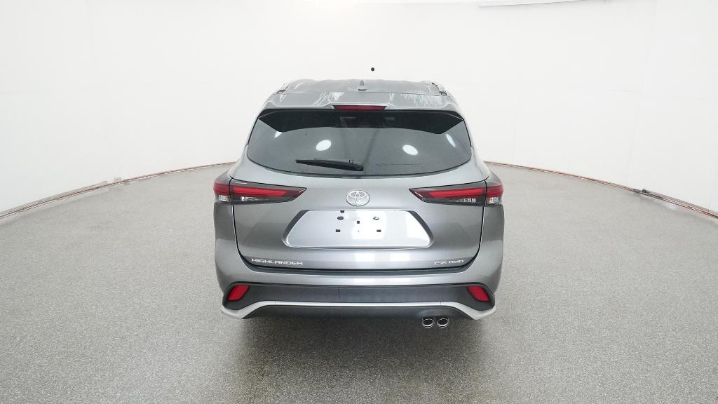 New 2026 Toyota Highlander XSE SUV