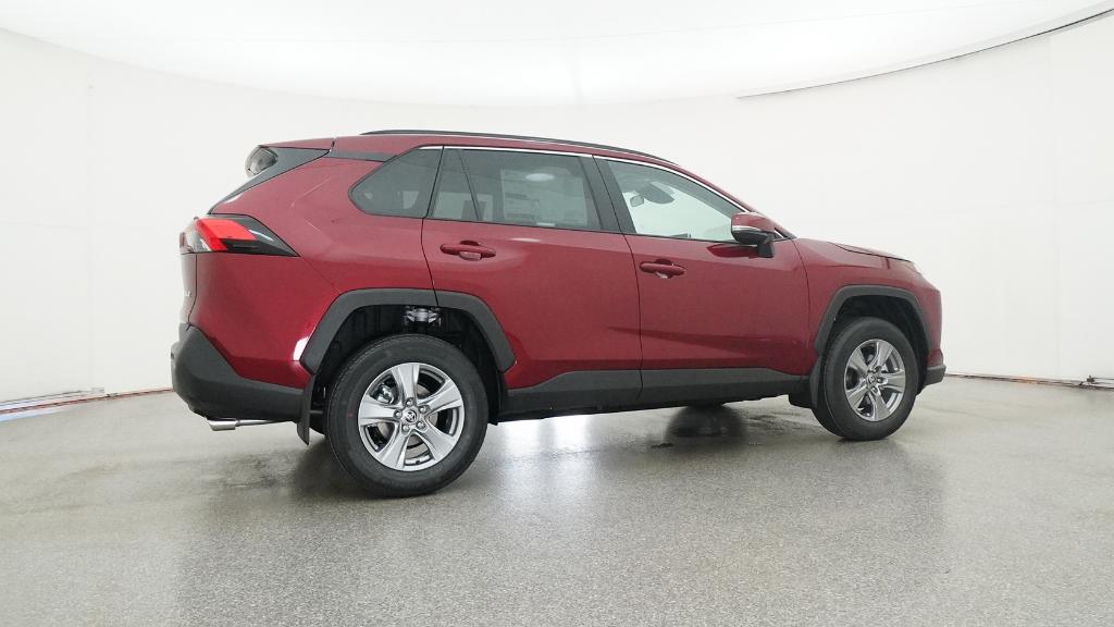 2025 Toyota RAV4 XLE photo 2