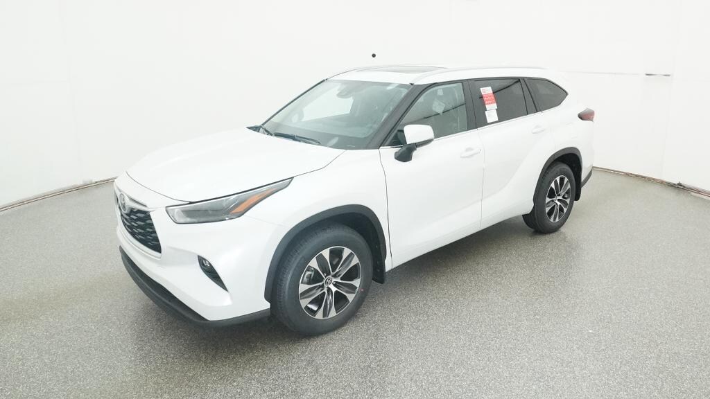New 2026 Toyota Highlander XLE SUV