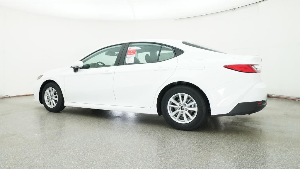 2026 Toyota Camry LE photo 2