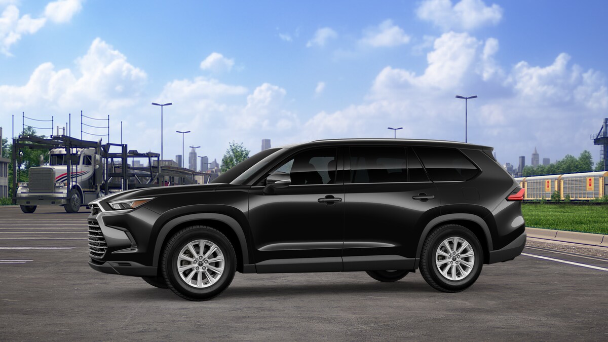 2026 Toyota Grand Highlander XLE AWD photo 3