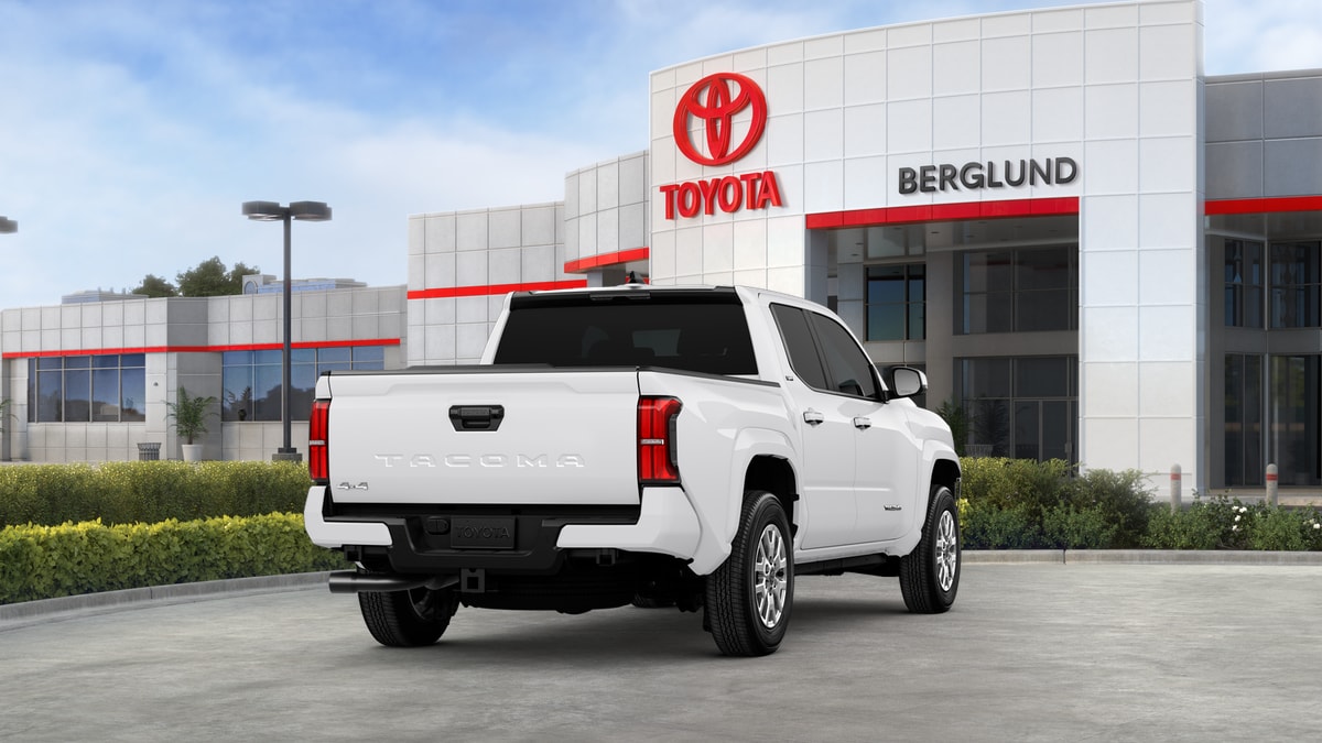 2025 Toyota Tacoma SR5 - Photo 28