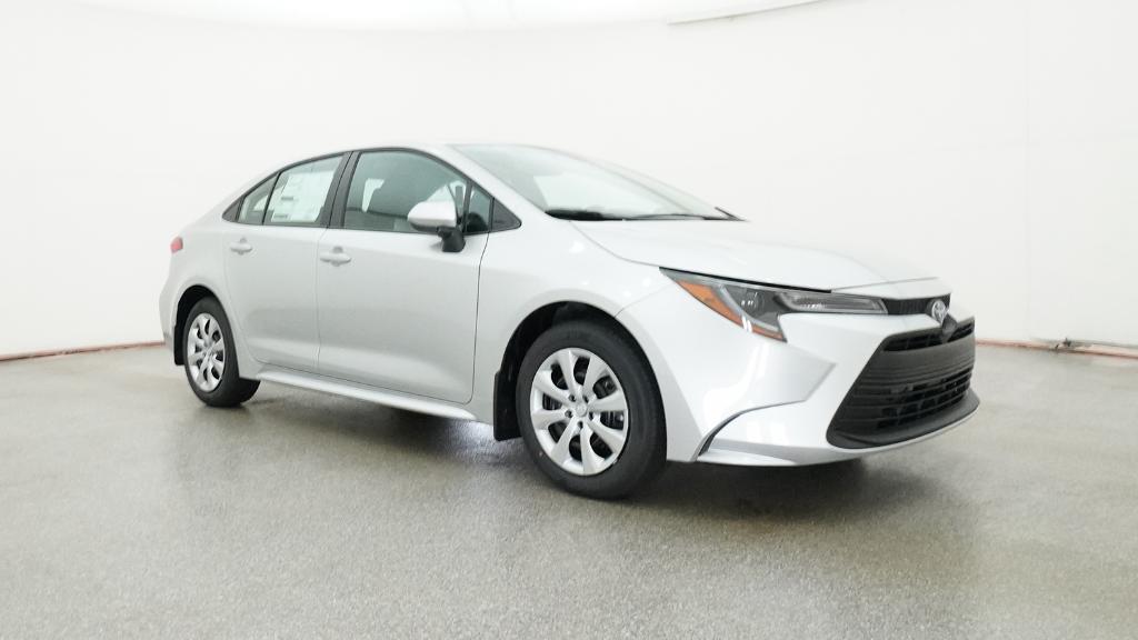2026 Toyota Corolla LE photo 3