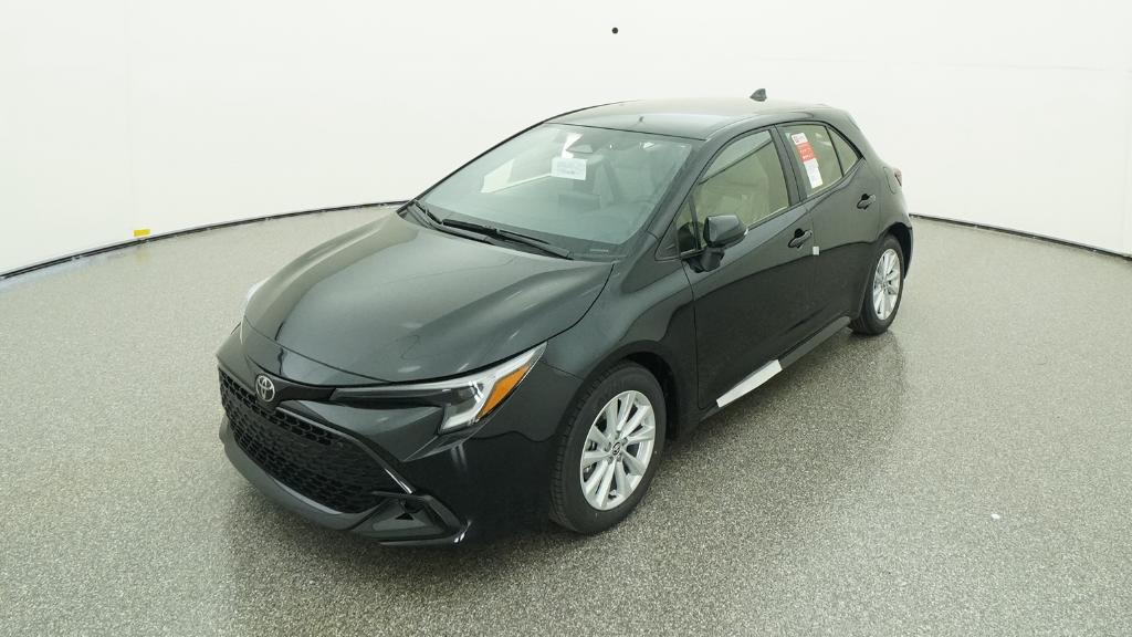 2026 Toyota Corolla Hatchback SE's photo