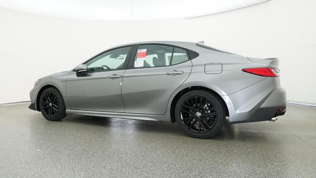 2026 Toyota Camry SE photo 2