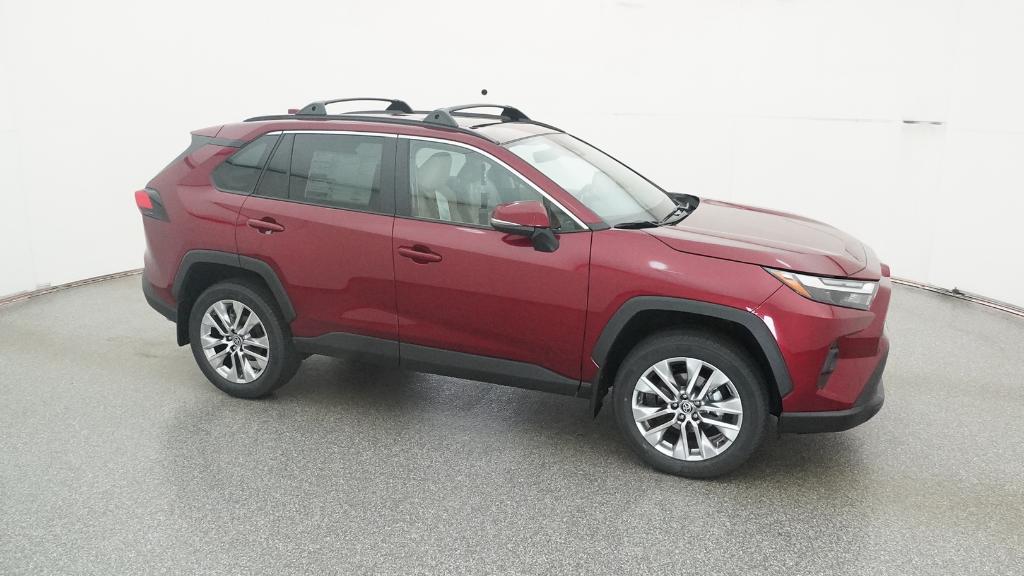 2025 Toyota RAV4 XLE Premium photo 3