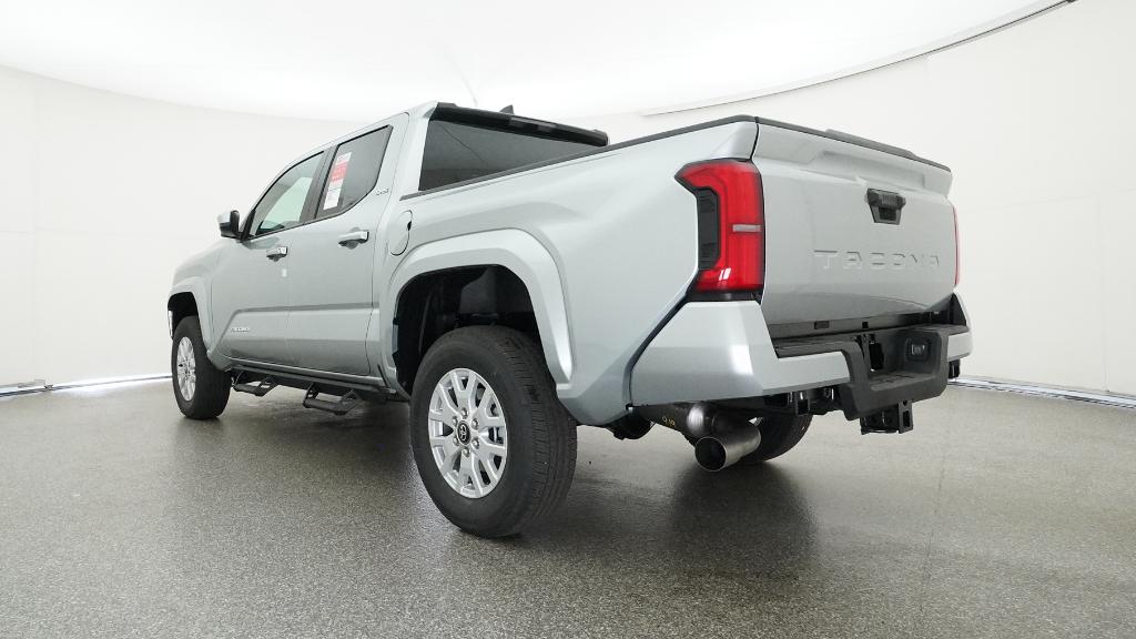 2025 Toyota Tacoma SR5 photo 2