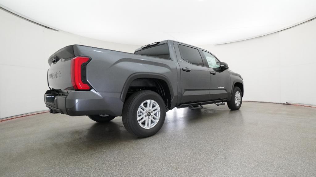2026 Toyota Tundra SR5 - Photo 7