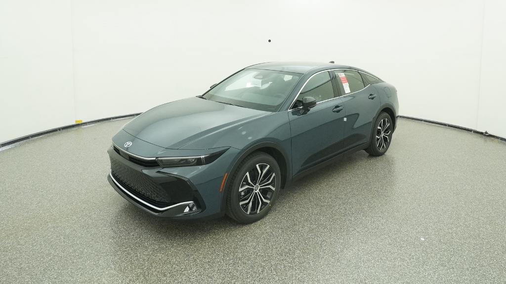 2026 Toyota Crown XLE's photo