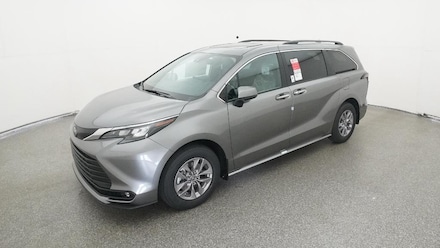 2026 Toyota Sienna XLE 8 Passenger Van Passenger Van