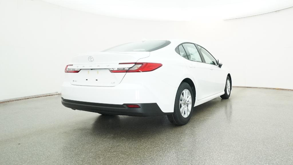 2026 Toyota Camry LE photo 4