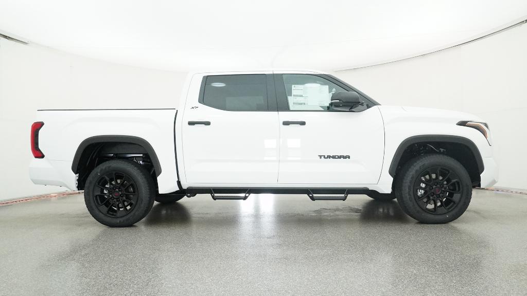 2026 Toyota Tundra SR5 CrewMax photo 3