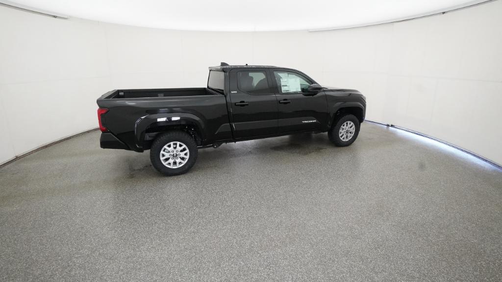 2025 Toyota Tacoma SR5 - Photo 40