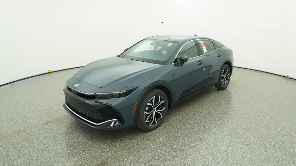 2026 Toyota Crown Sedan 