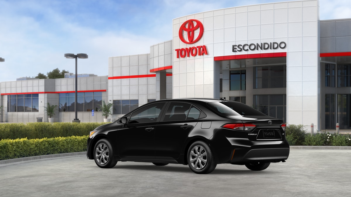 2026 Toyota Corolla LE - Photo 6