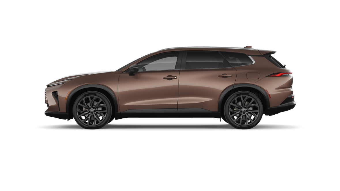2025 Toyota Crown Signia Limited - Photo 32