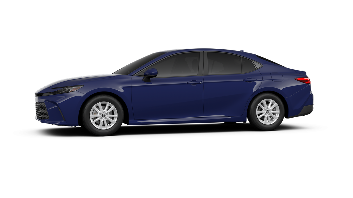 2026 Toyota Camry LE photo 4