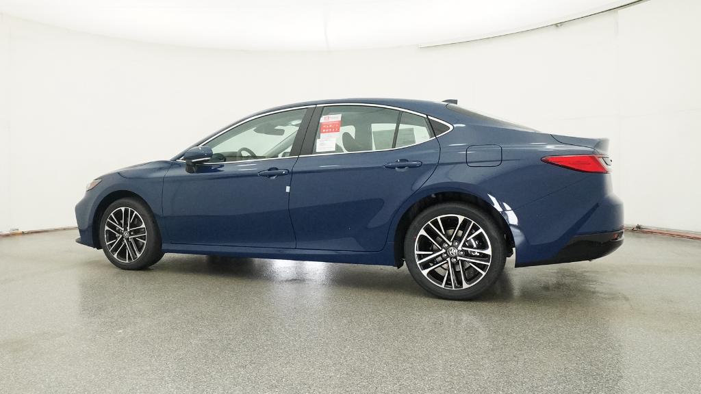 2026 Toyota Camry XLE photo 4