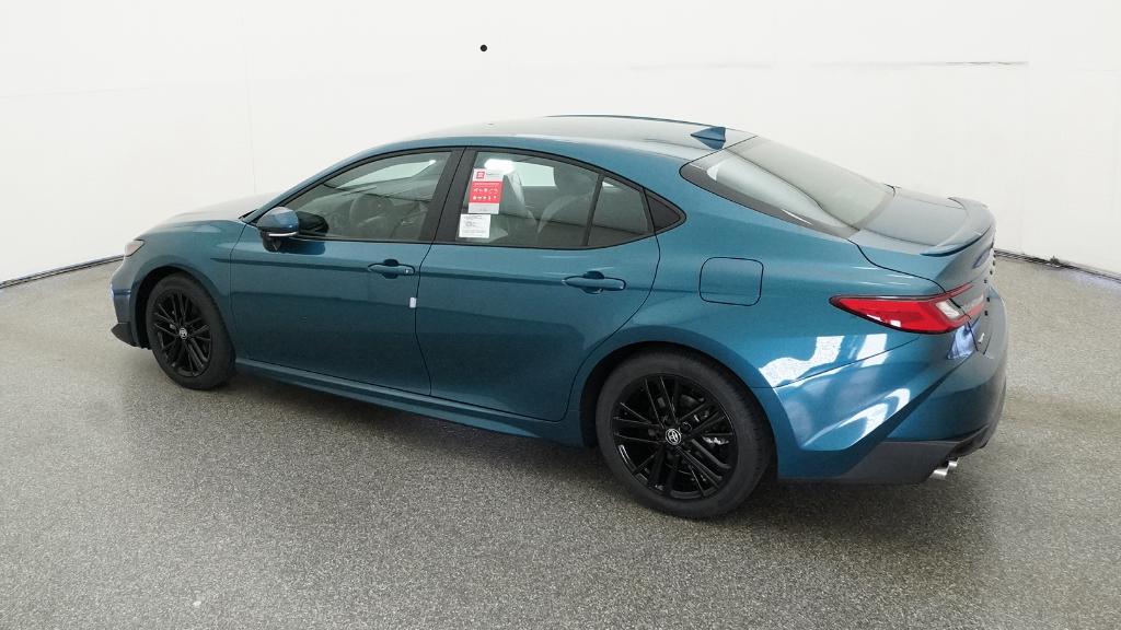 2026 Toyota Camry SE photo 10