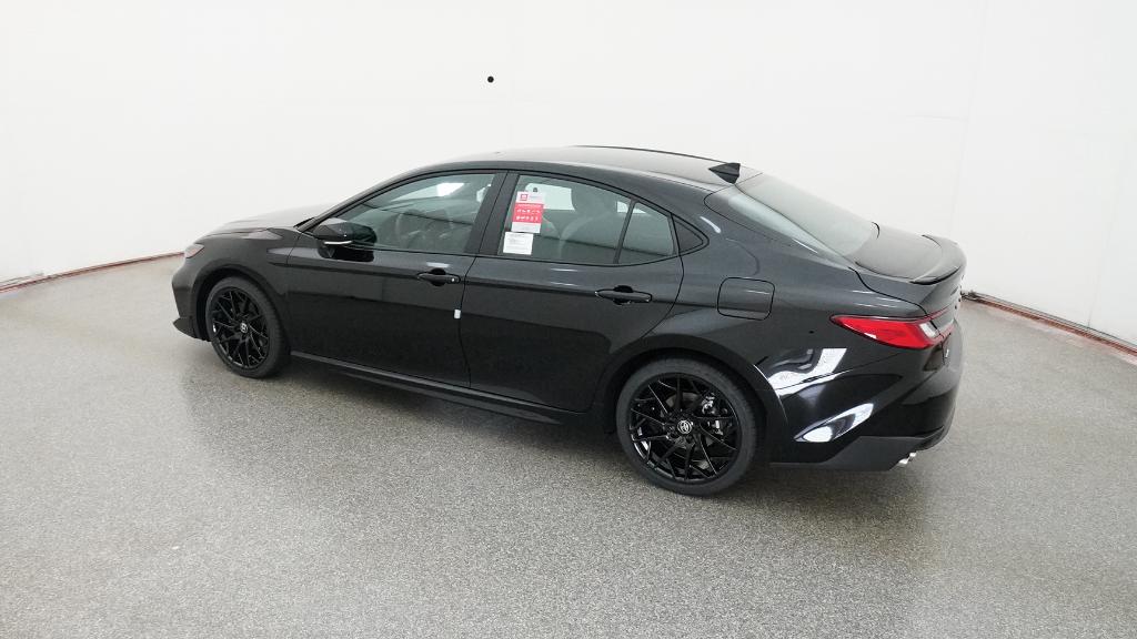 2026 Toyota Camry SE photo 4
