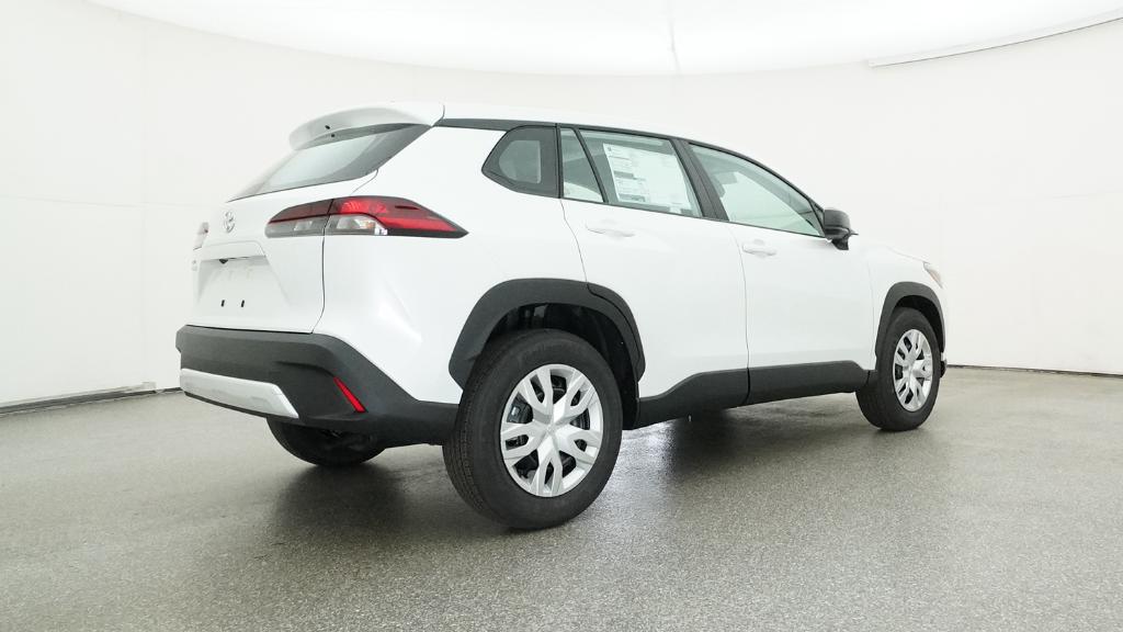 2026 Toyota Corolla Cross L photo 2