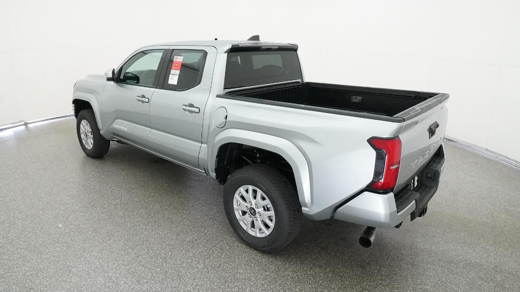 2025 Toyota Tacoma SR5 photo 3