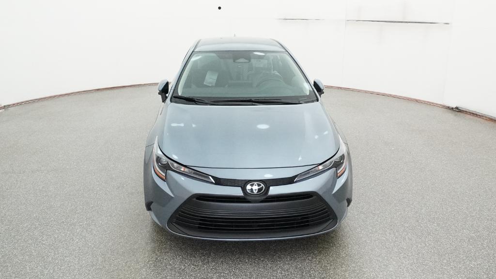 2026 Toyota Corolla LE photo 3