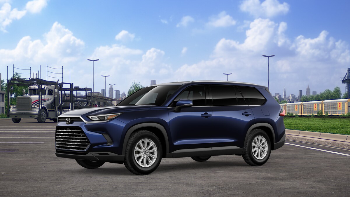 2026 Toyota Highlander XLE Hybrid photo 2
