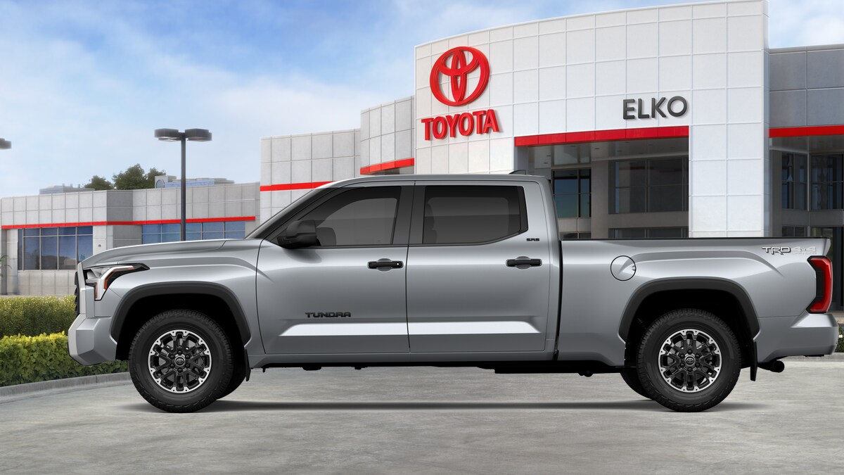 2026 Toyota Tundra SR5 CrewMax photo 4