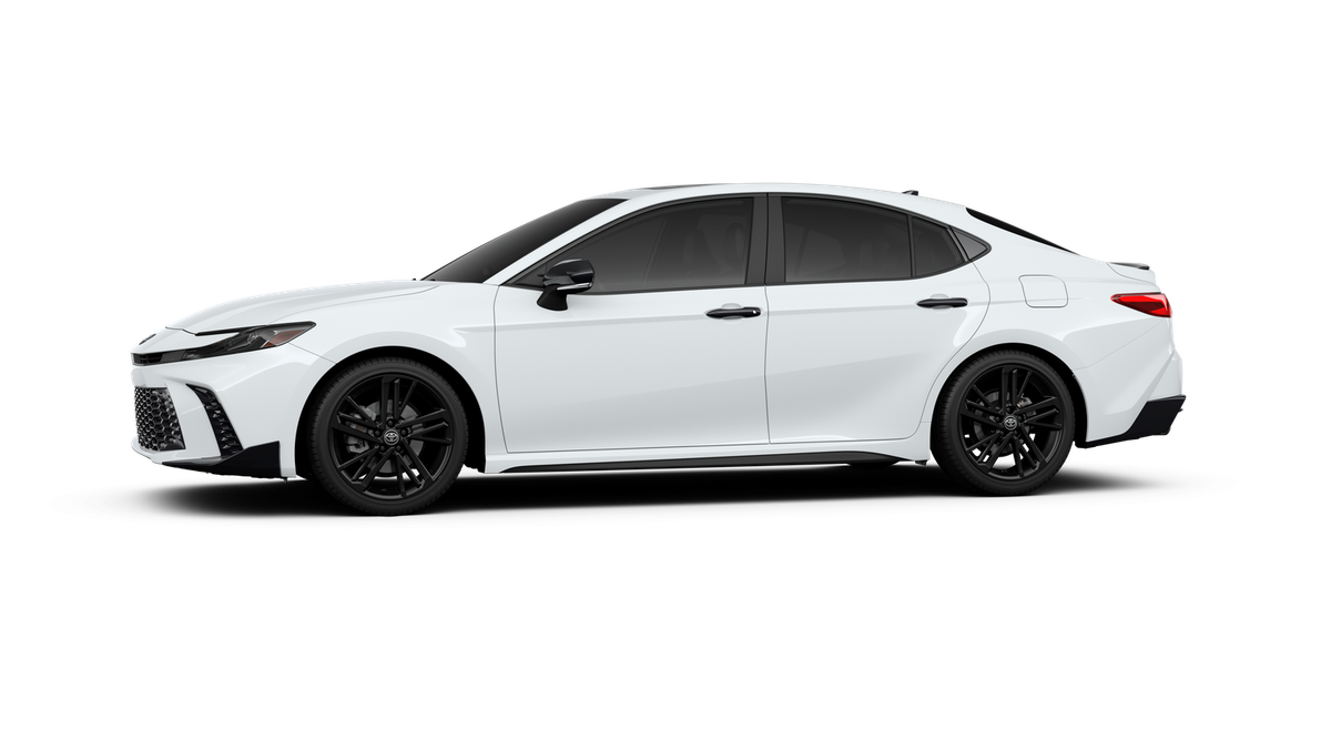 2026 Toyota Camry photo 4